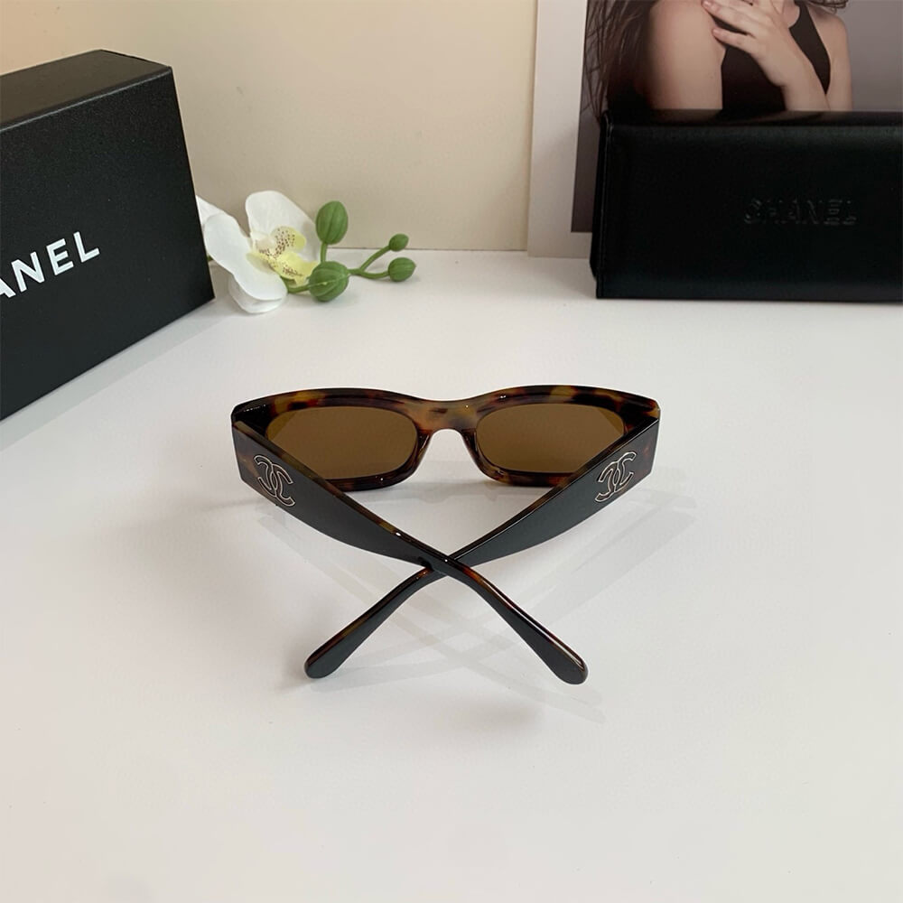 Ch**el SUNGLASSES