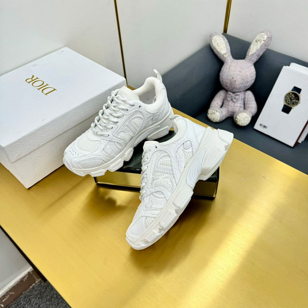 D10r Chrono Sneaker