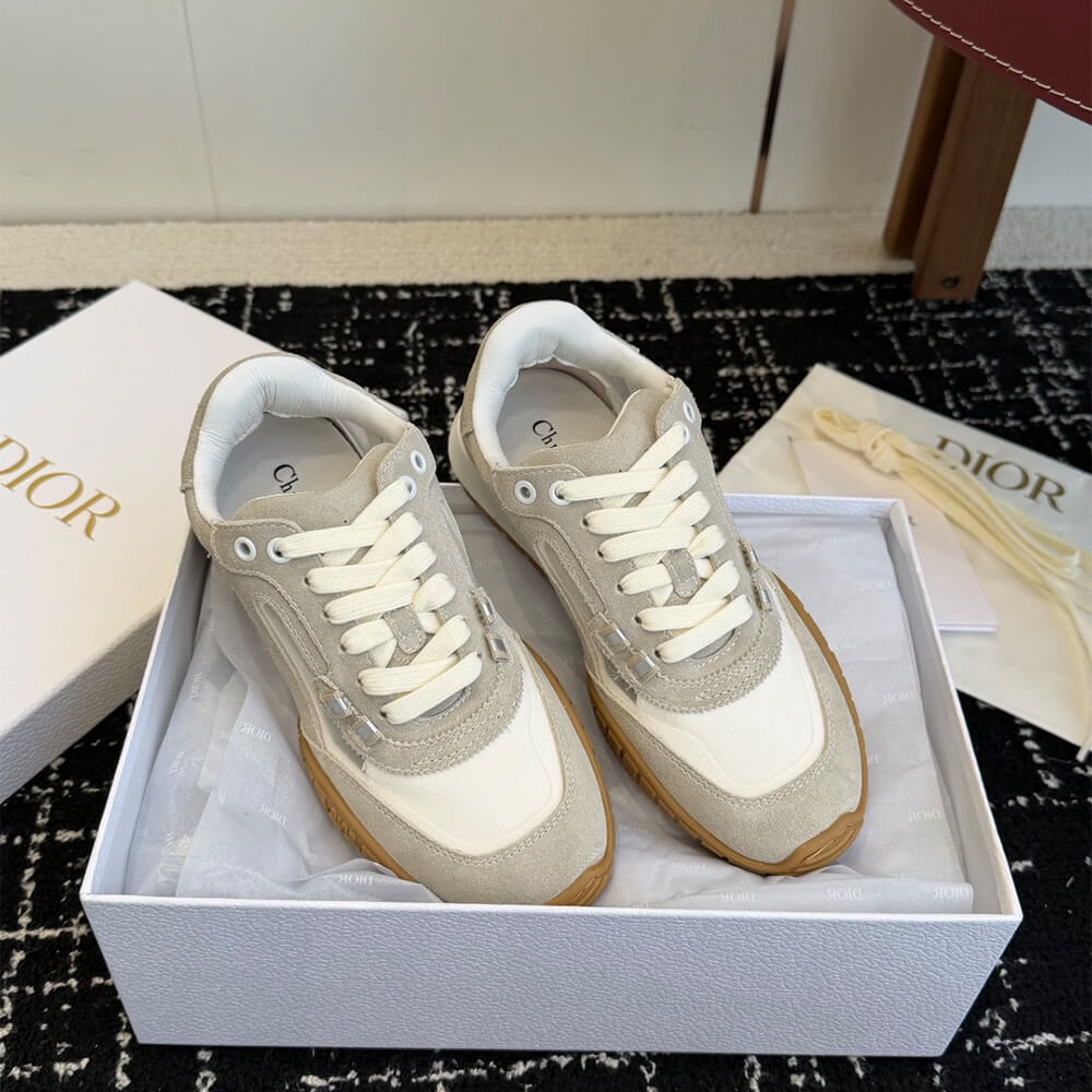 D10r Tech Sneaker