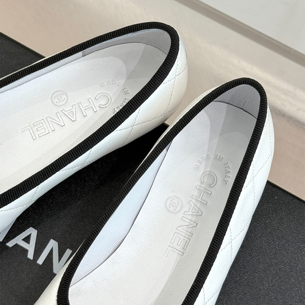Ch**el Quilted Ballerina Flats