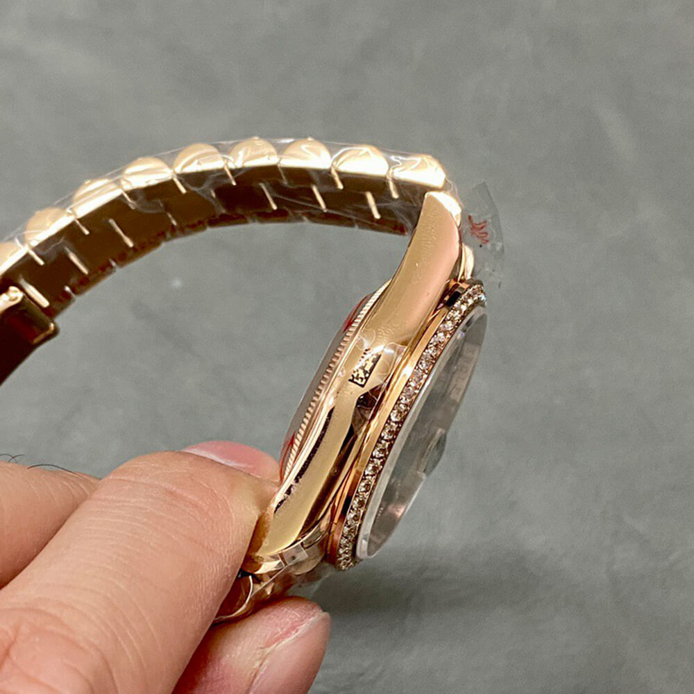 R01ex Day-Date 36
