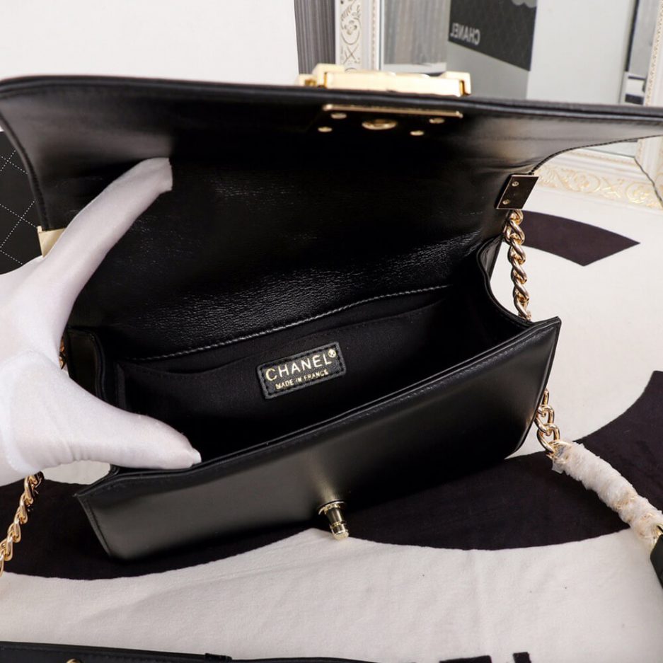 Chevron Boy Ch**el Handbag