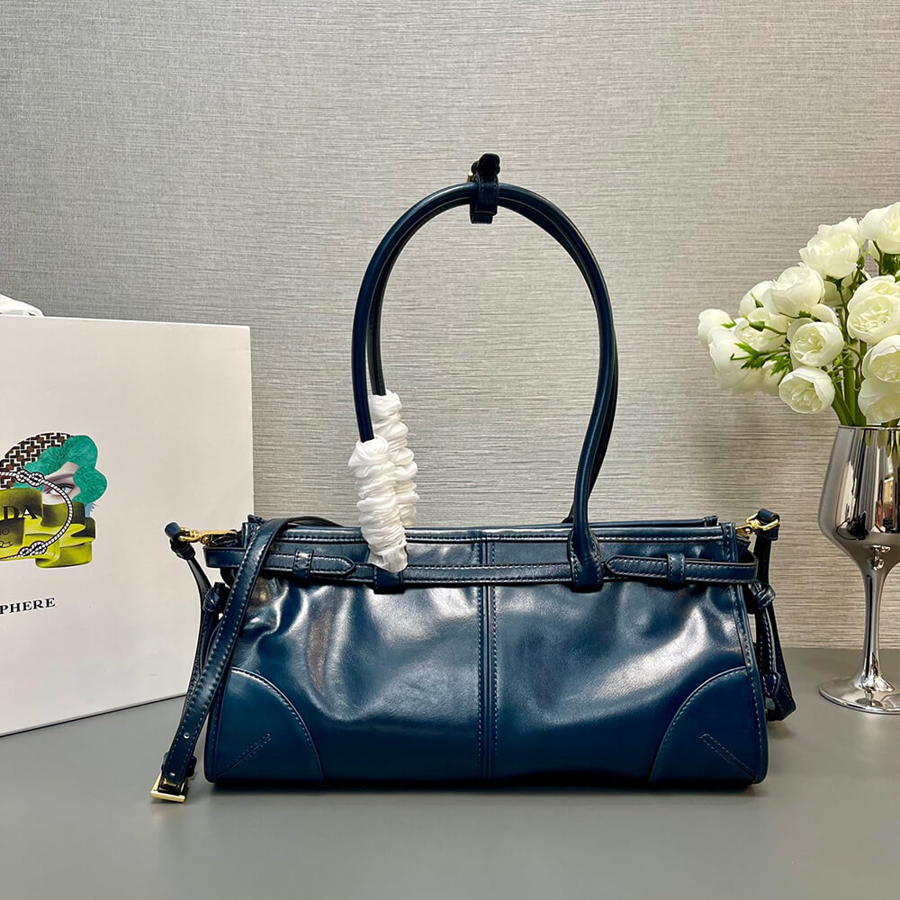 Pra*a Medium leather handbag(high-end grade)