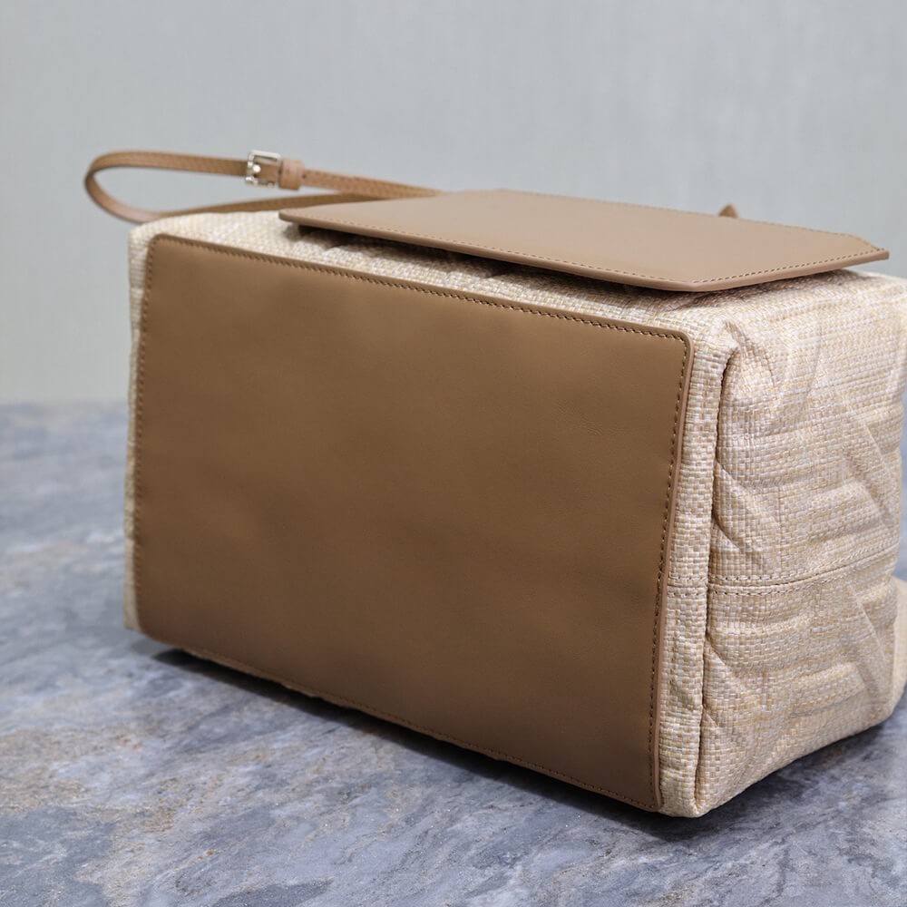 Medium D10r Toujours Bag