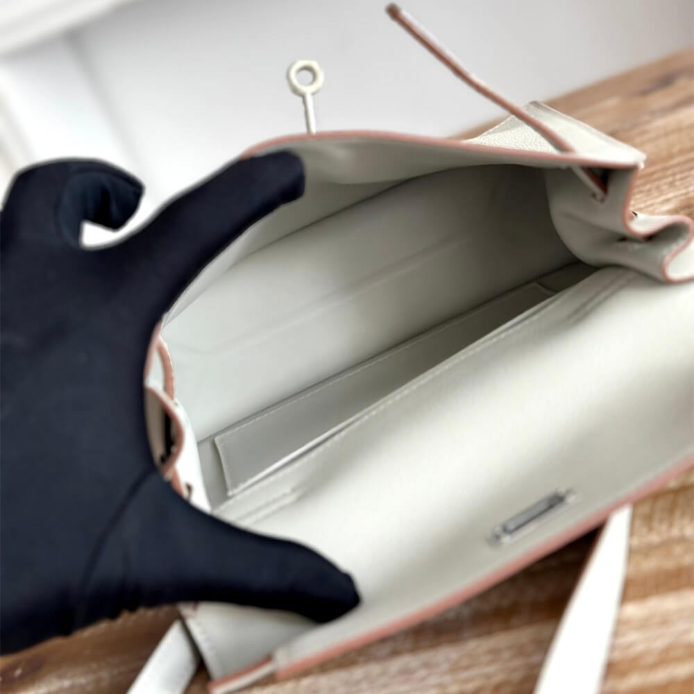 H**me5 Kelly Danse