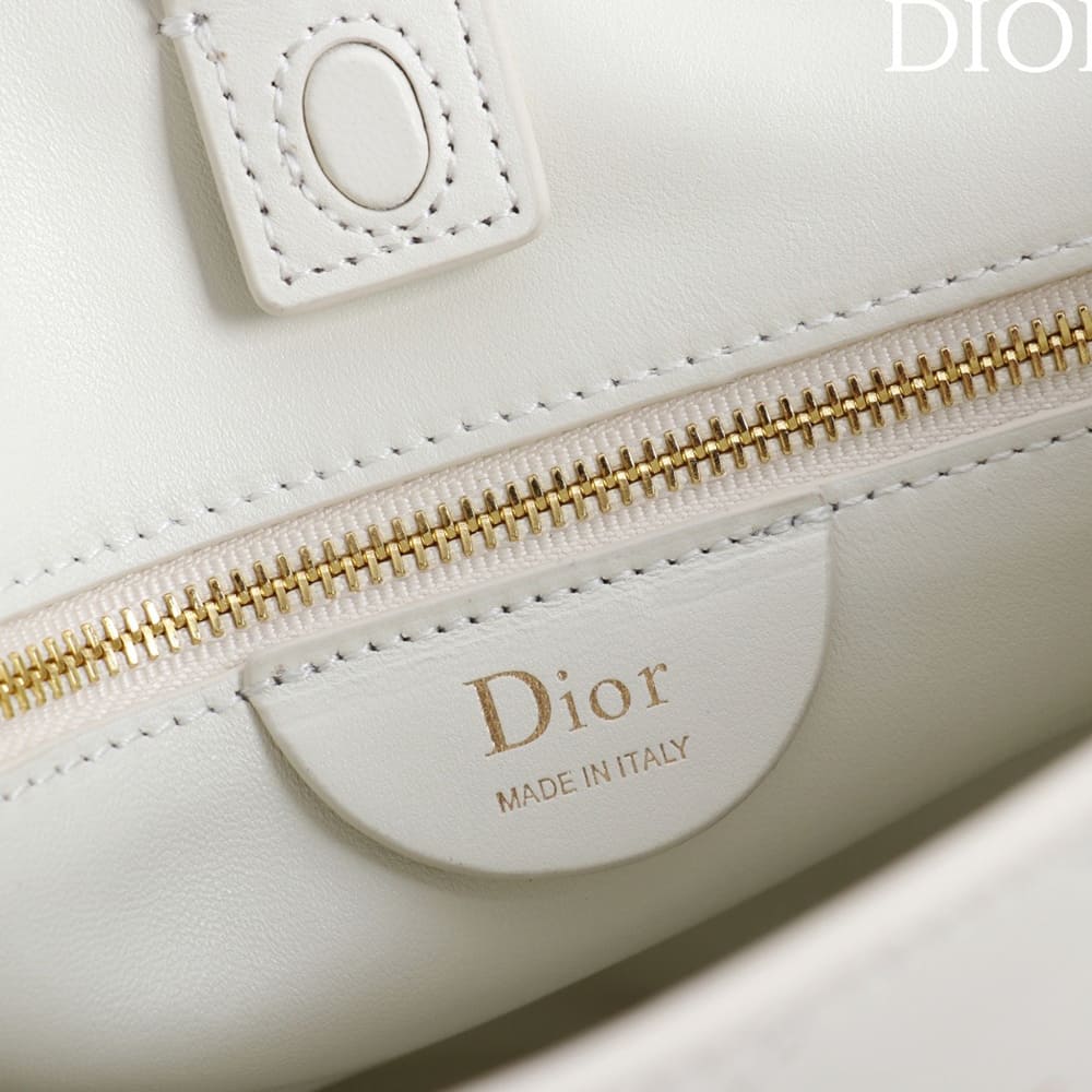 D10r Trianon Bag with Chain(HIGH-END GRADE)