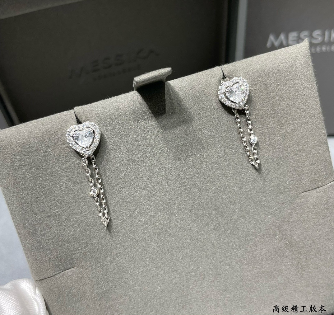 Mes1kaa earrings