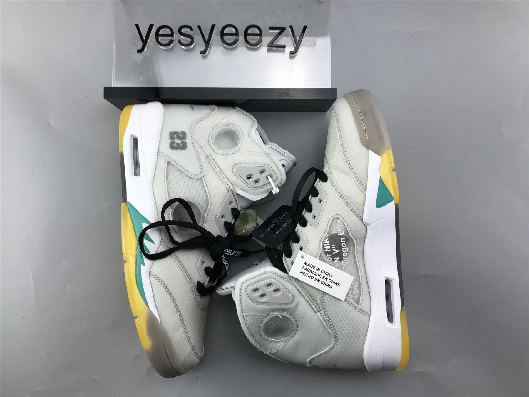 UA AIR JORDAN 5 RETRO SP "OFF-WHITE" "WHITE TEAL"