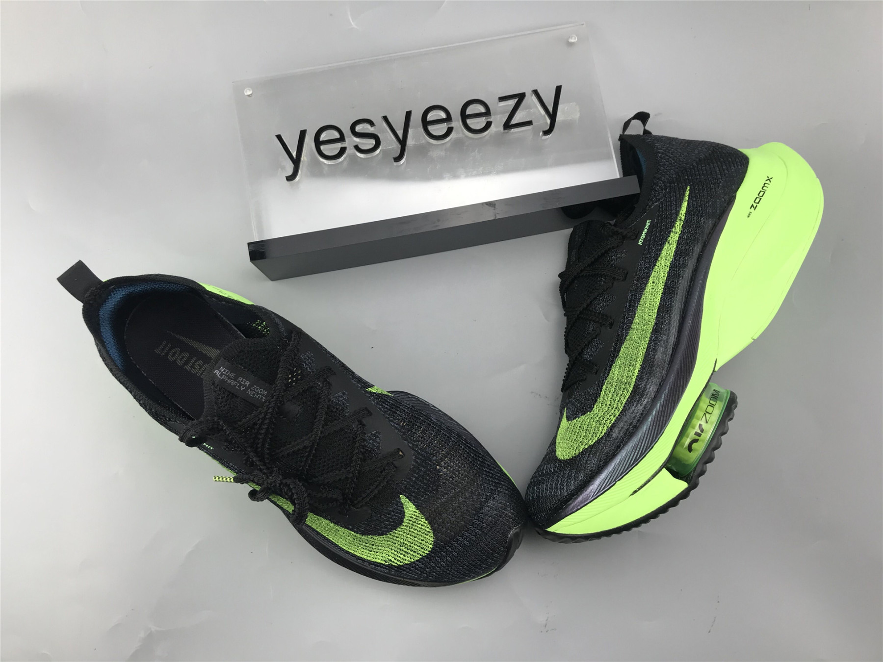 UA NIKE AIR ZOOM ALPHAFLY NEXT% BLACK ELECTRIC GREEN