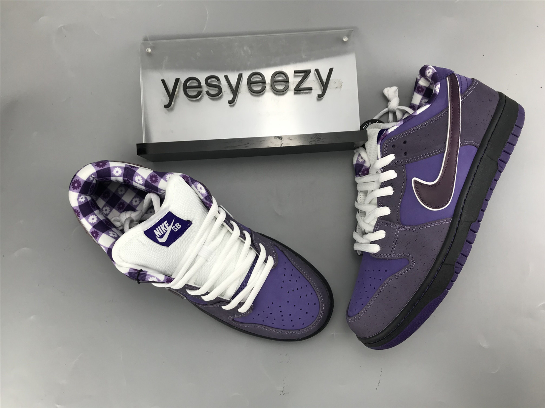 UA NIKE SB DUNK LOW PRO OG QS