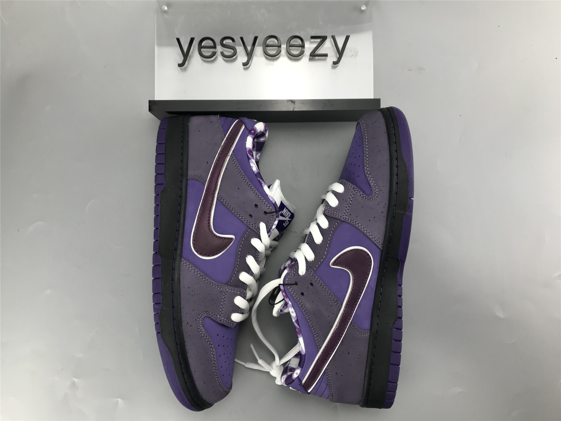 UA NIKE SB DUNK LOW PRO OG QS
