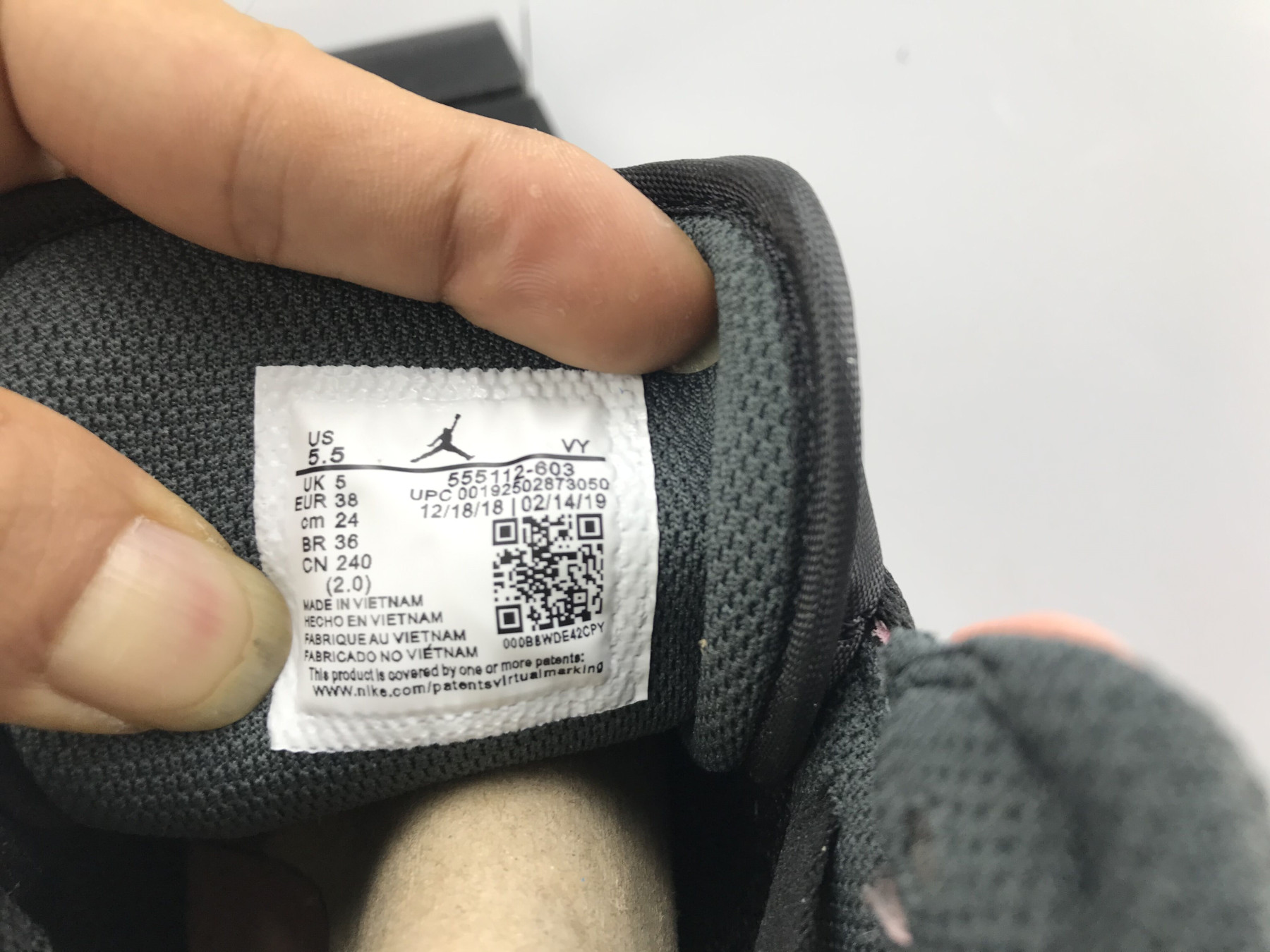 UA AIR JORDAN 1 MID GS