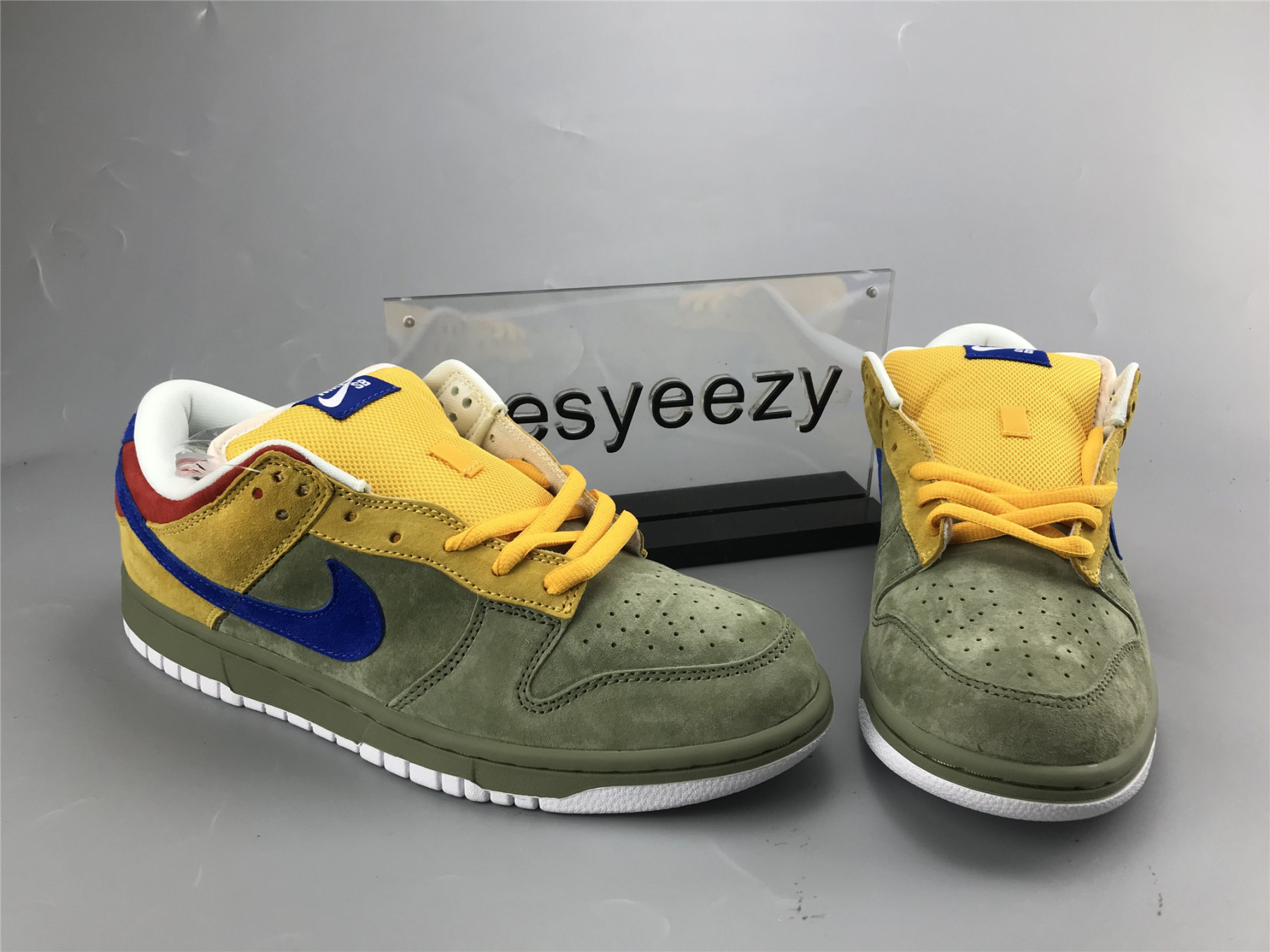 ua nike dunk low preM1vm sb