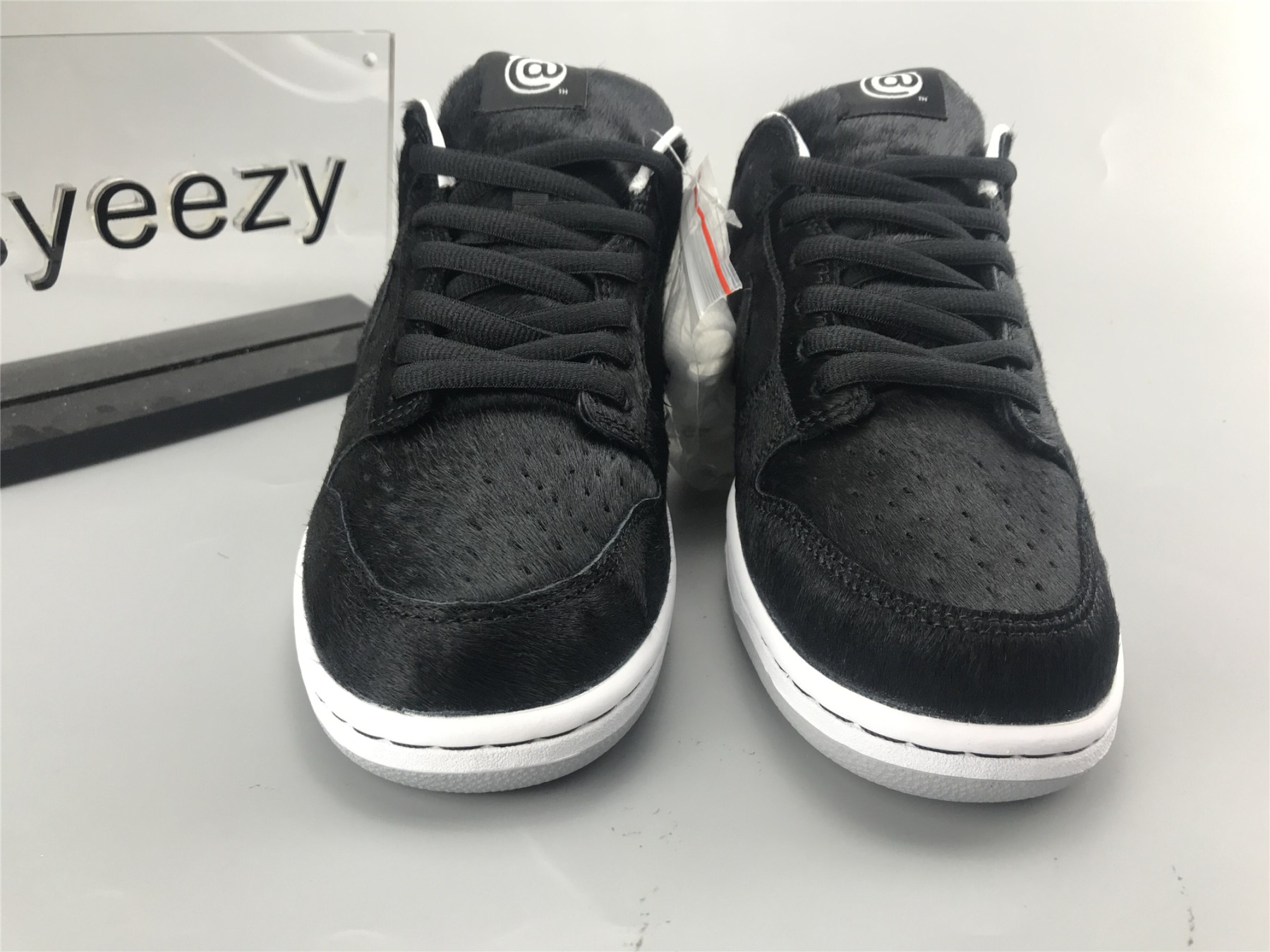 ua nike medicom toy x dunk low sb