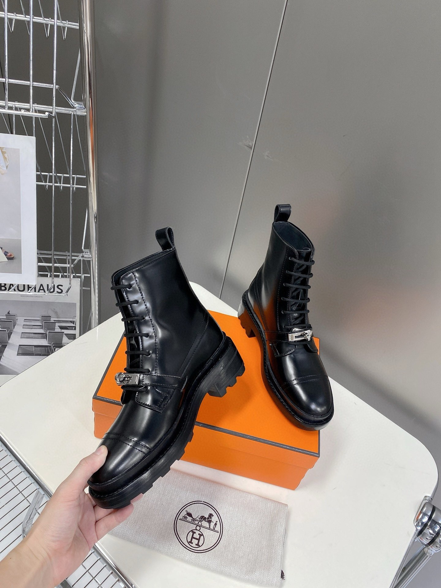 ua H**me5 funk ankle boot