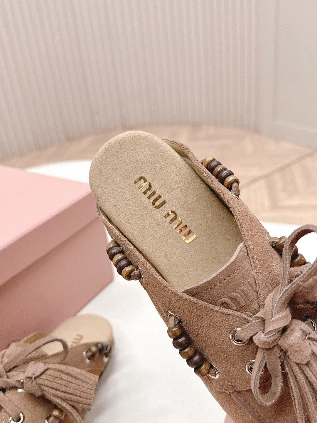 ua M1v M1v tassel mules