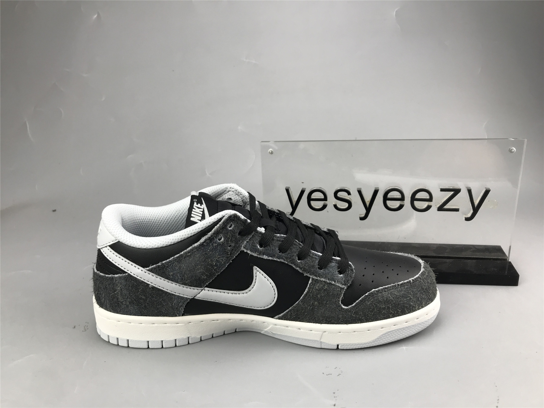 ua nike dunk low preM1vm