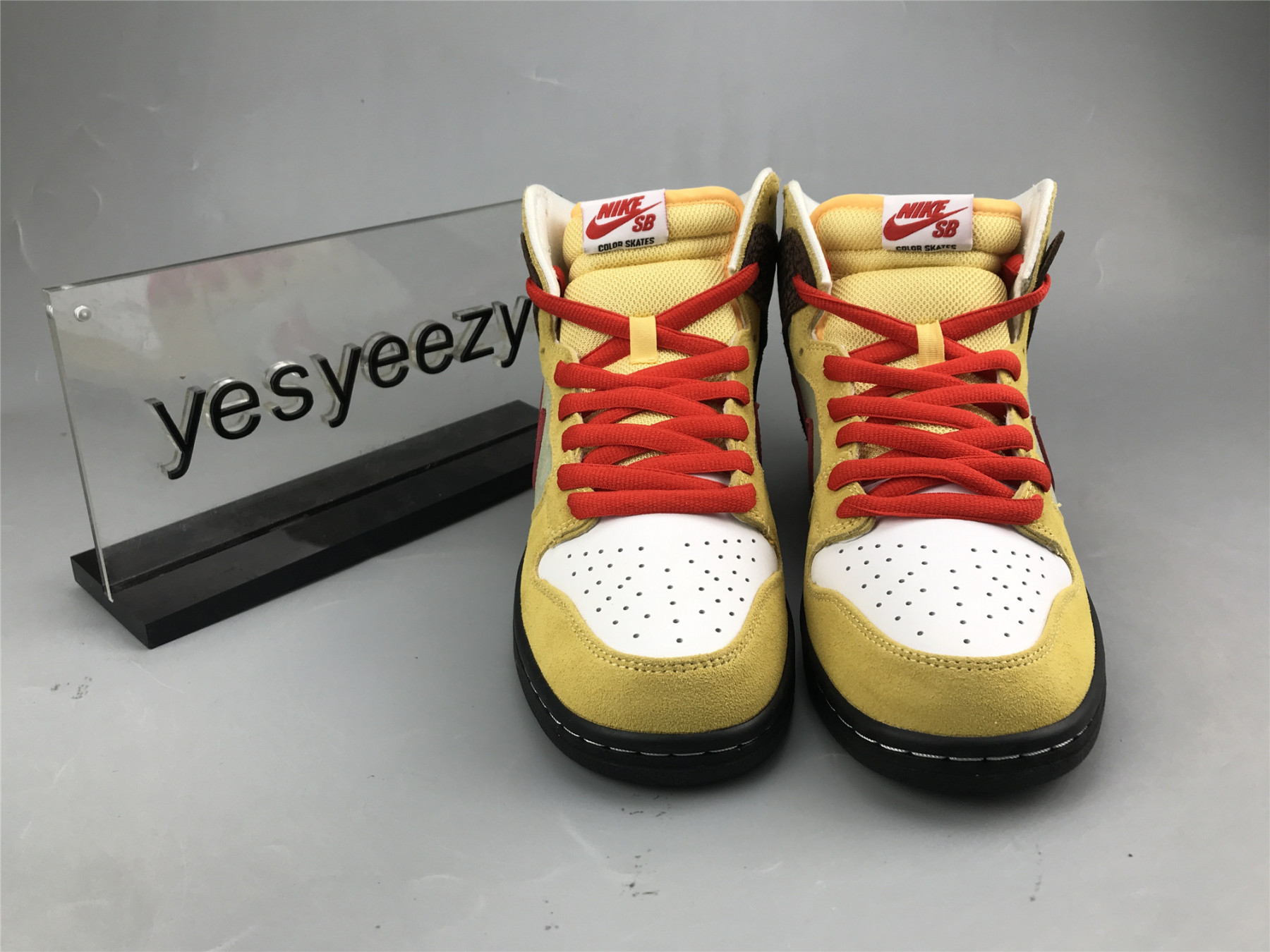 UA NIKE COLOR SKATES X DUNK HIGH SB