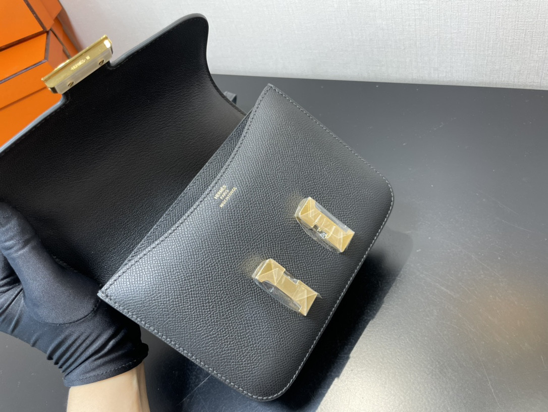 H**me5 Constance 24 Black Epsom 9.4" x 5.9" x 3"