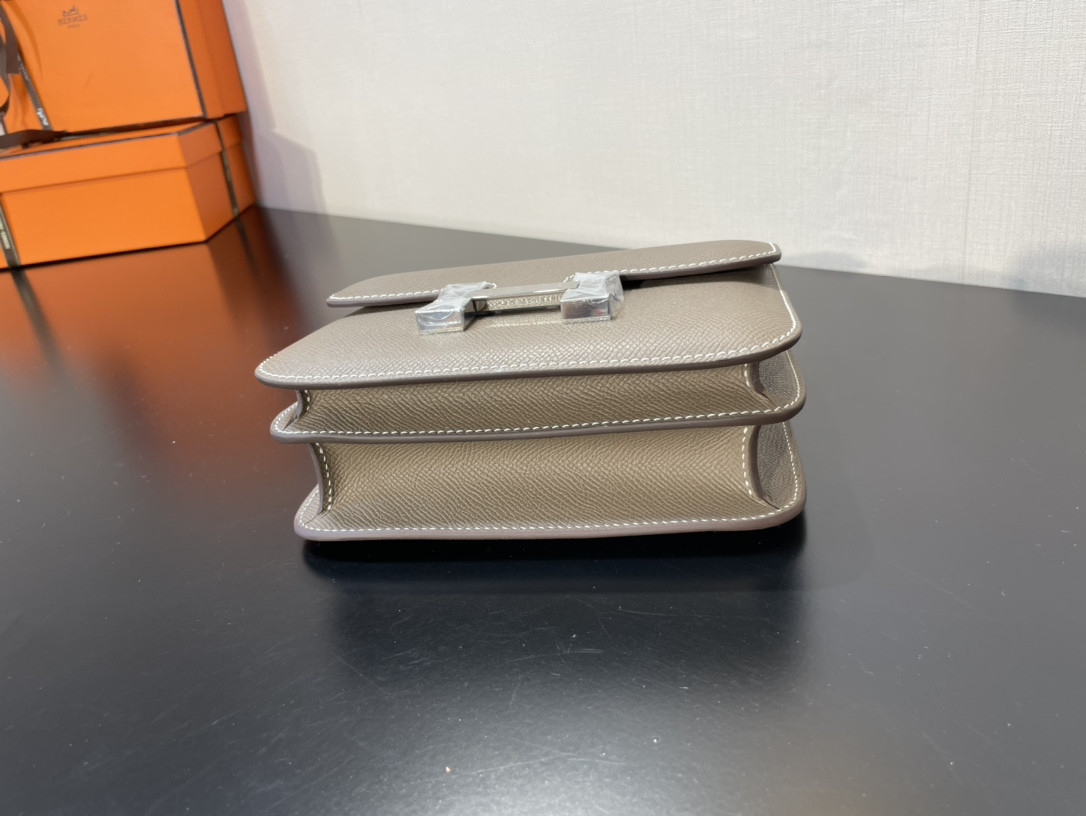 H**me5 Constance 24 Epsom leather silver hardware 9.4"x5.9"x3"
