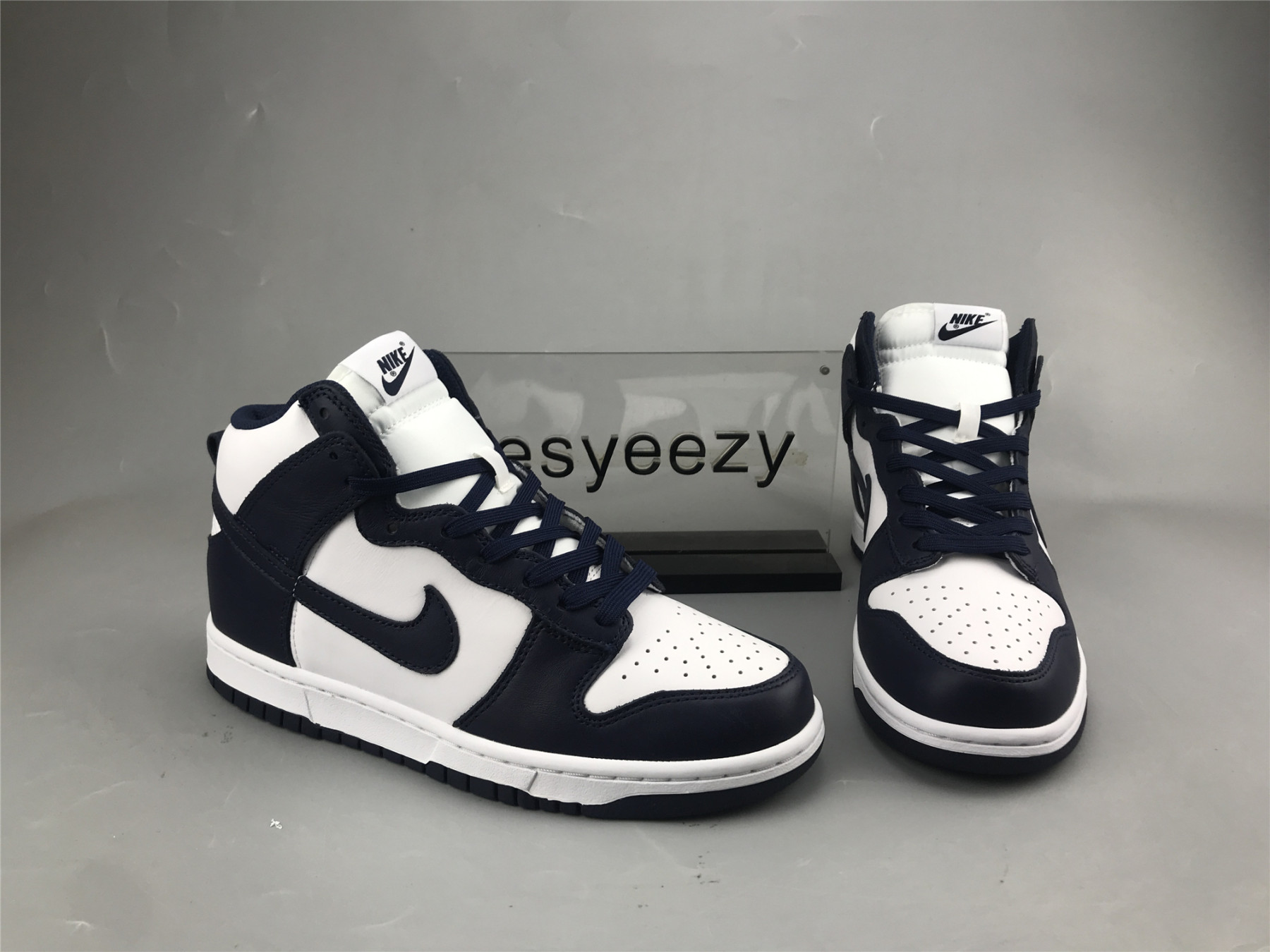 UA NIKE DUNK HIGH