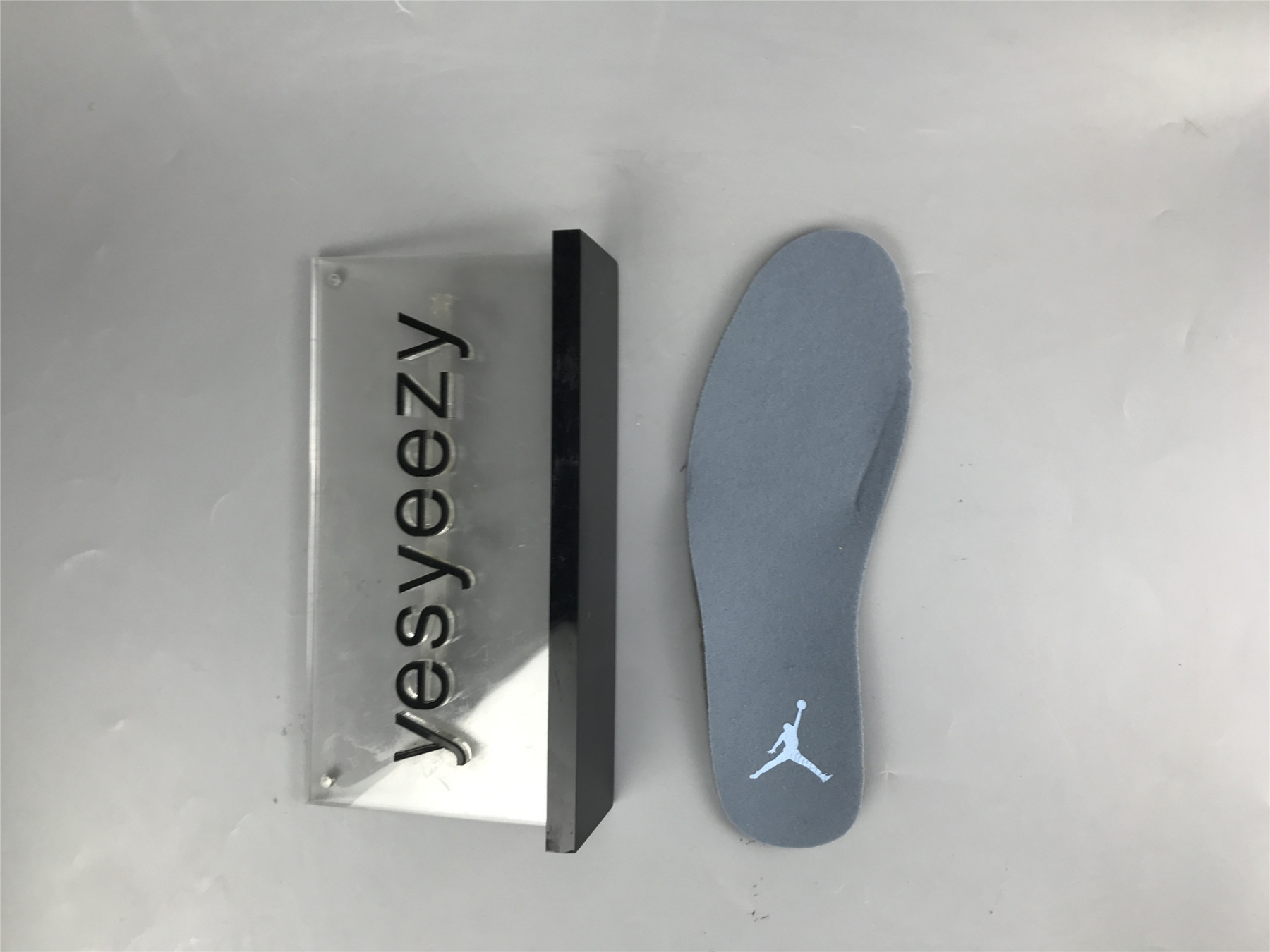 UA WMNS AIR JORDAN 5 RETRO