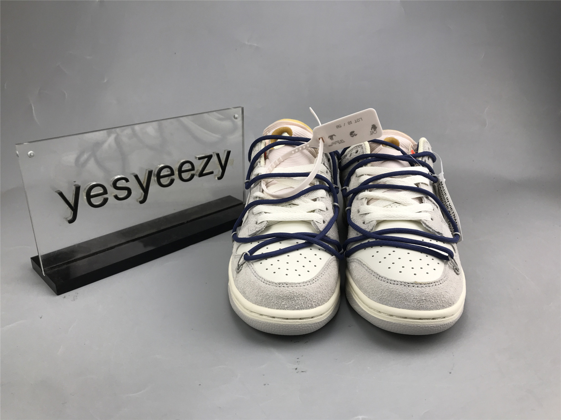 UA NIKE OFF-WHITE X DUNK LOW