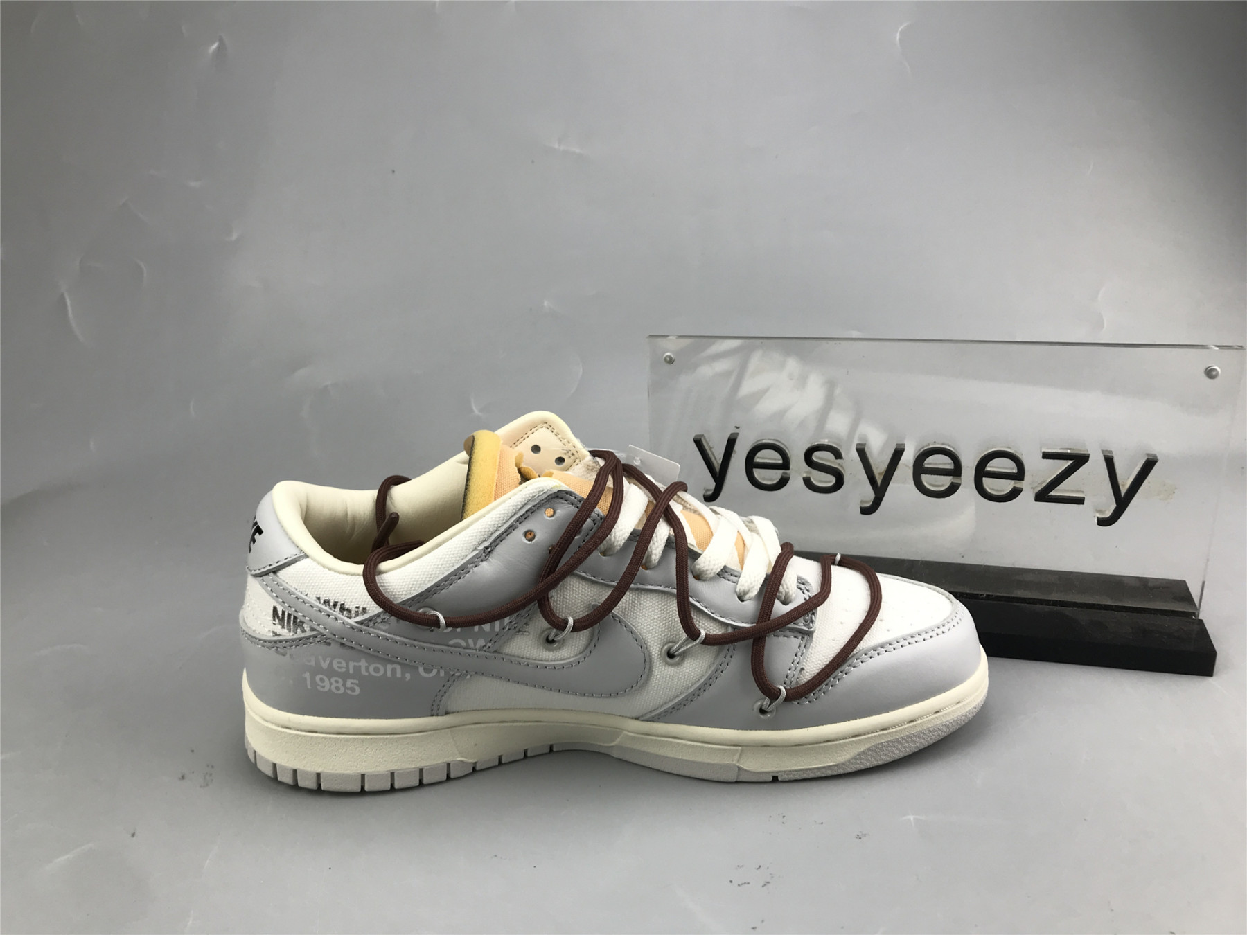 UA NIKE OFF-WHITE X DUNK LOW 
