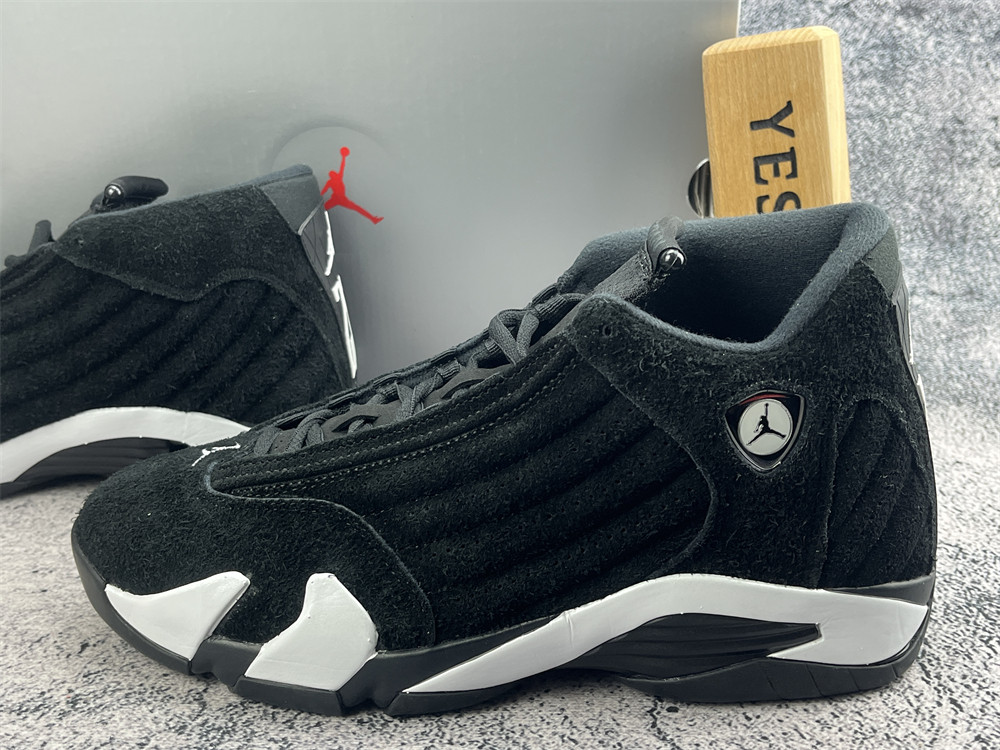 UA AIR JORDAN 14 RETRO