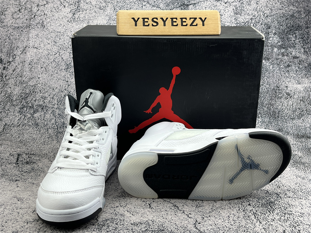 UA AIR JORDAN 5 RETRO 
