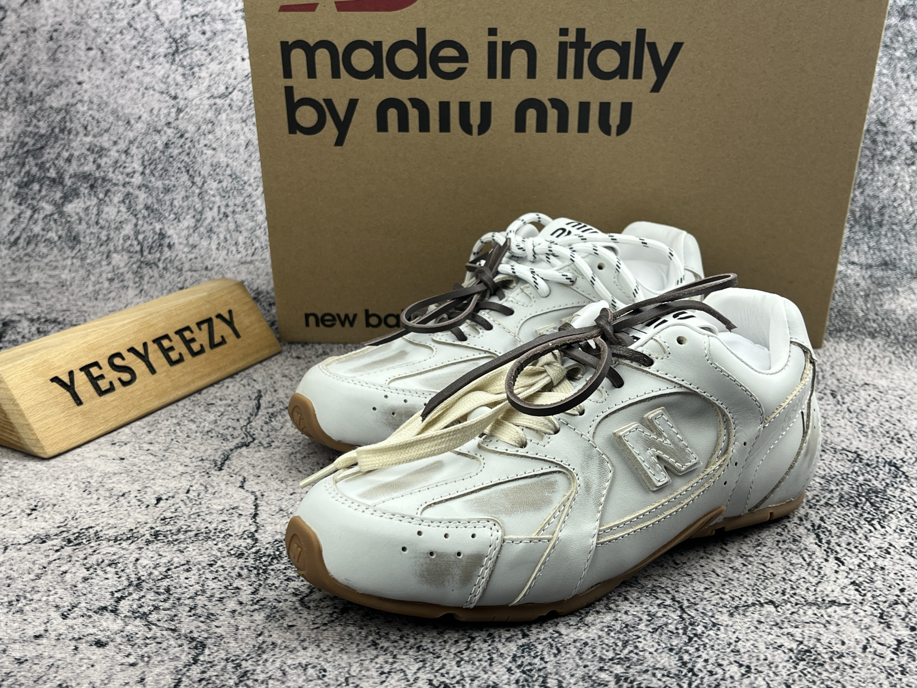 ua m1v m1v x new Ba1an*e 530 sl leather sneakers