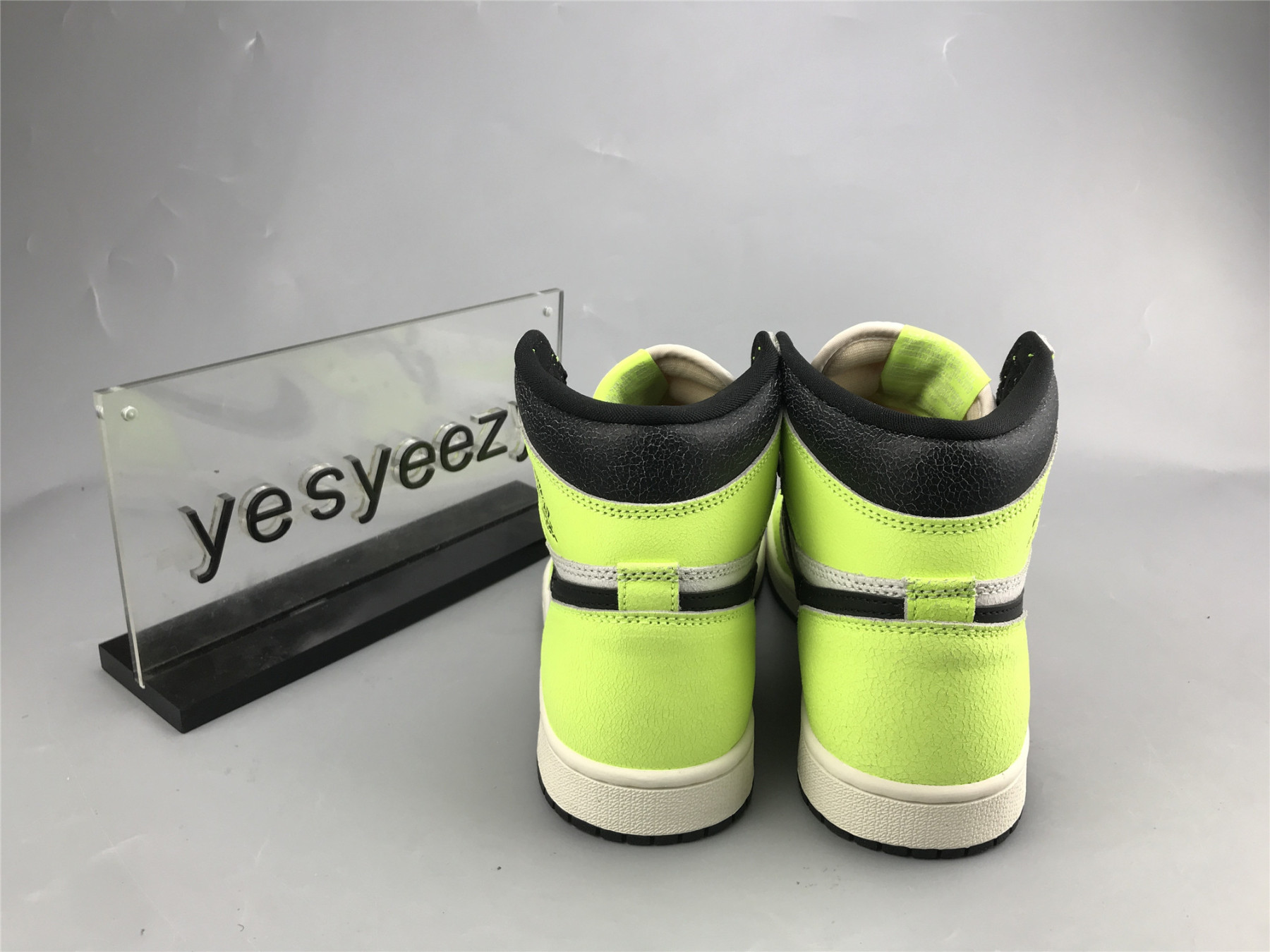 UA AIR JORDAN 1 HIGH OG “VISIONAIREâ€