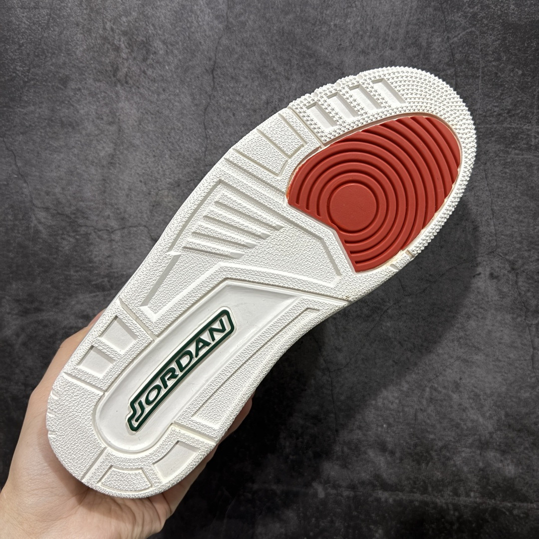 UA Jordan 3 Retro