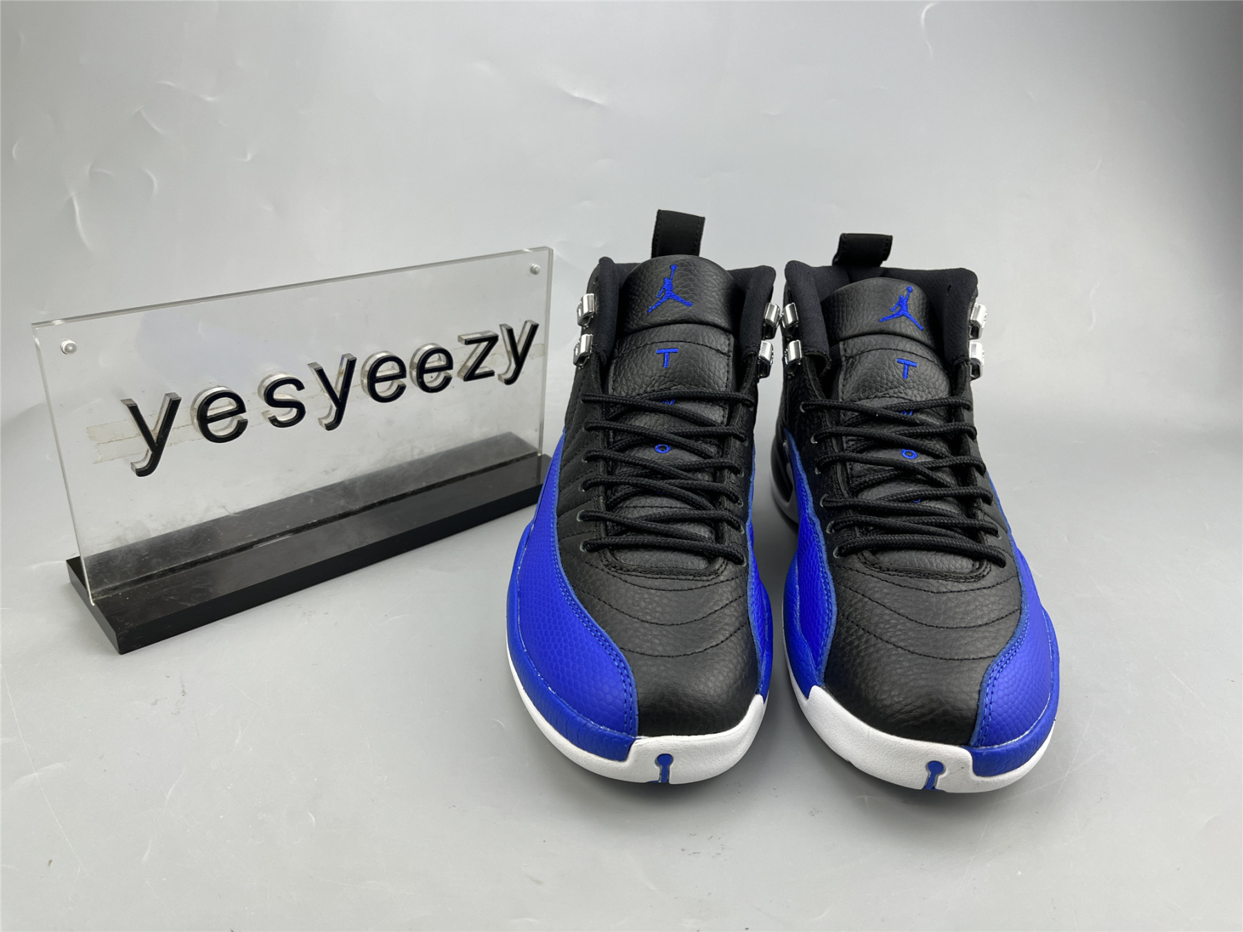 UA WMNS AIR JORDAN 12 RETRO