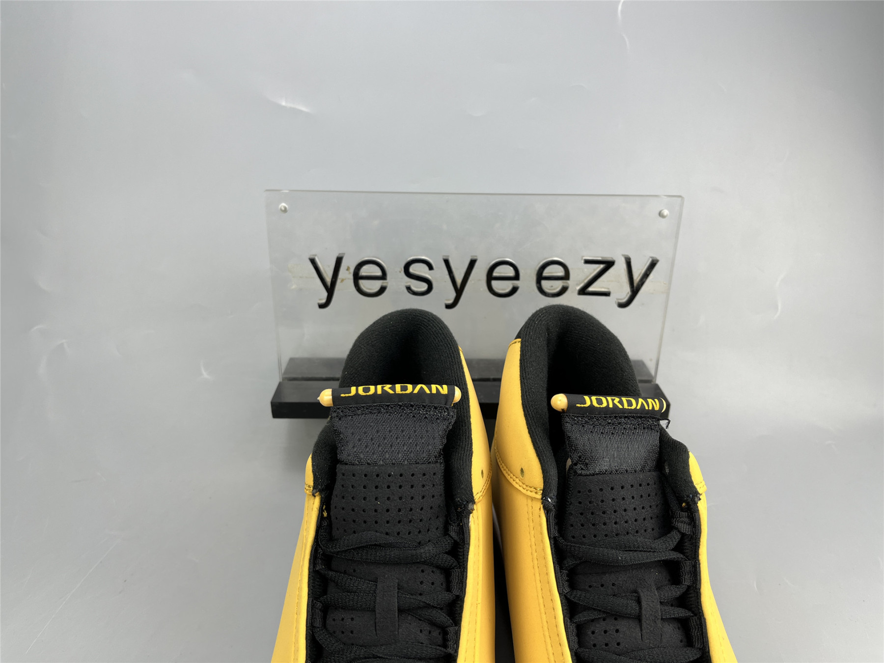 UA AIR JORDAN 14 RETRO