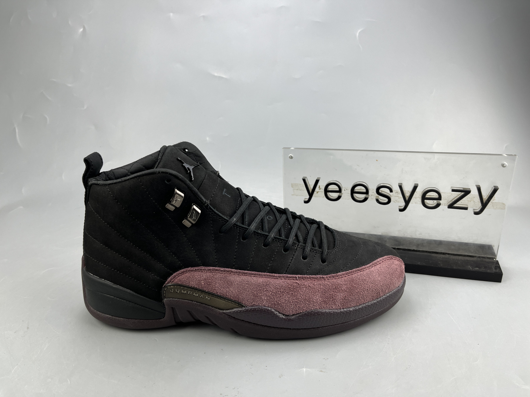 UA A MA MANIÉRE X WMNS AIR JORDAN 12 RETRO