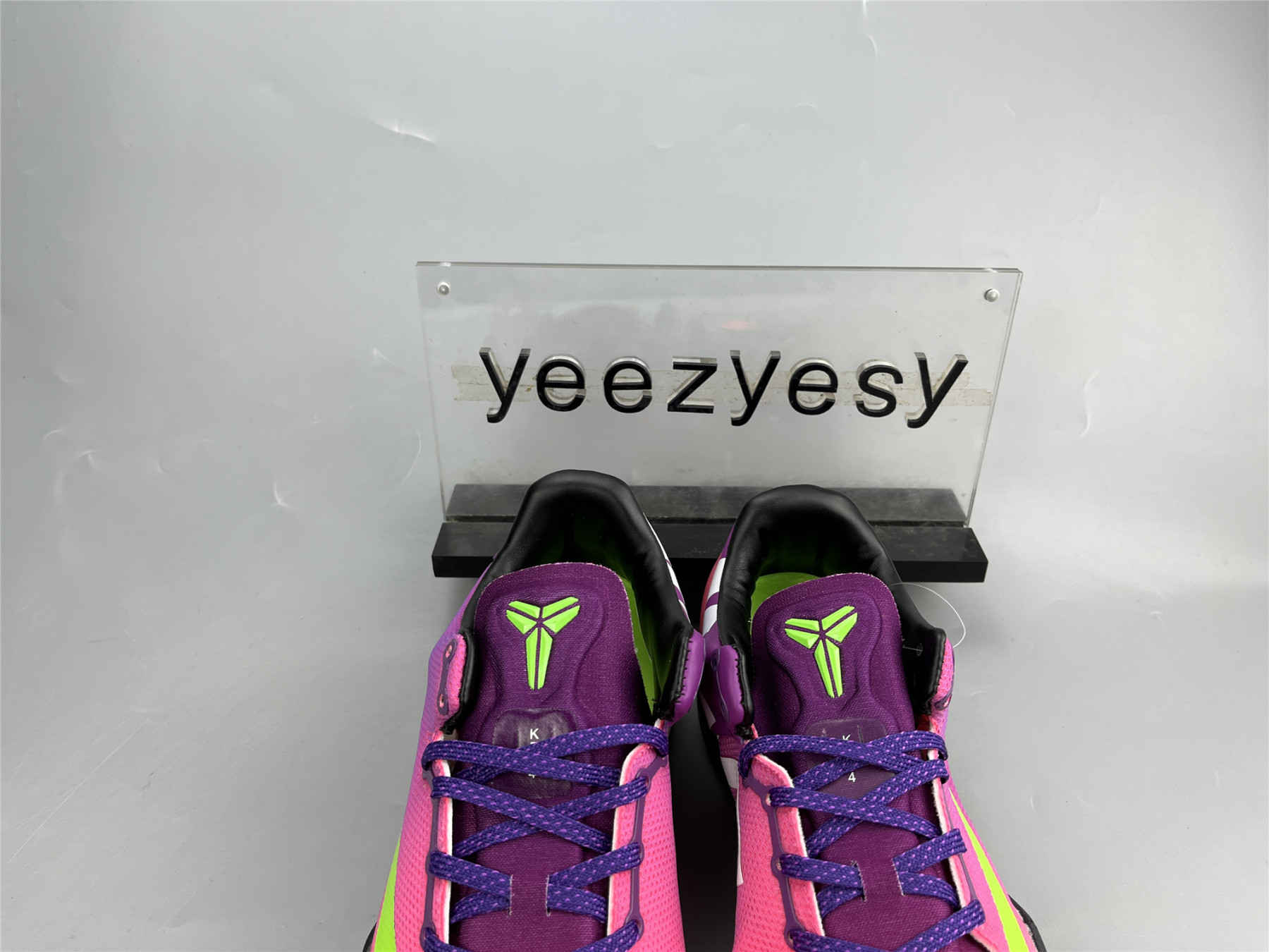 UA NIKE KOBE 8 SYSTEM