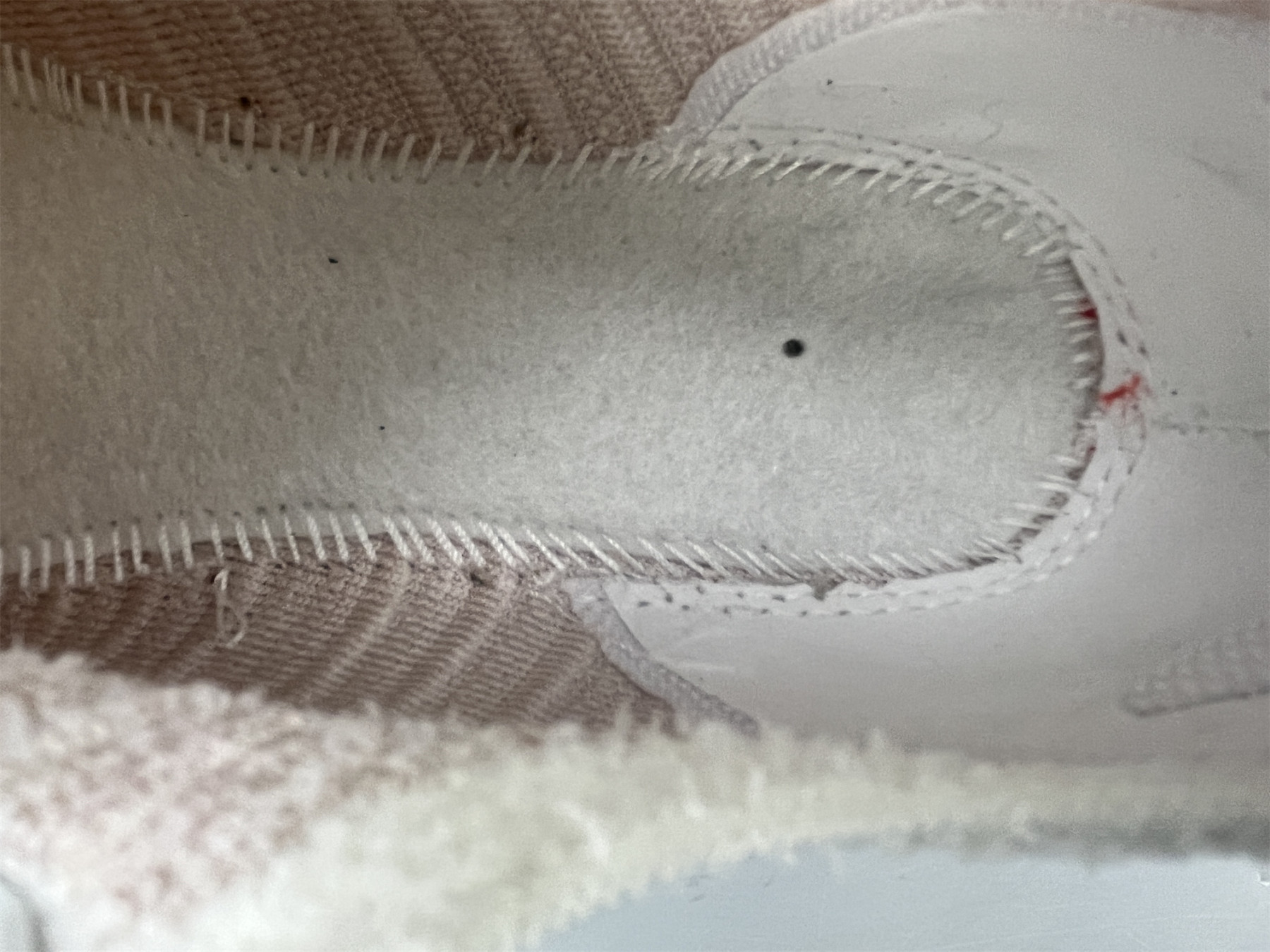 UA NIKE WMNS AIR MAX SCORPION FLYKNIT
