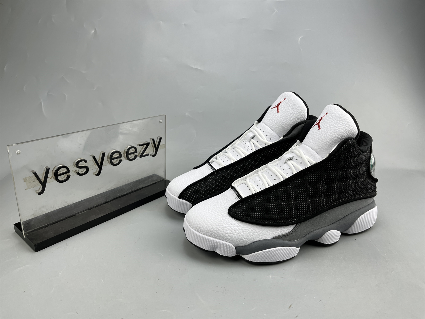 UA AIR JORDAN 13 RETRO
