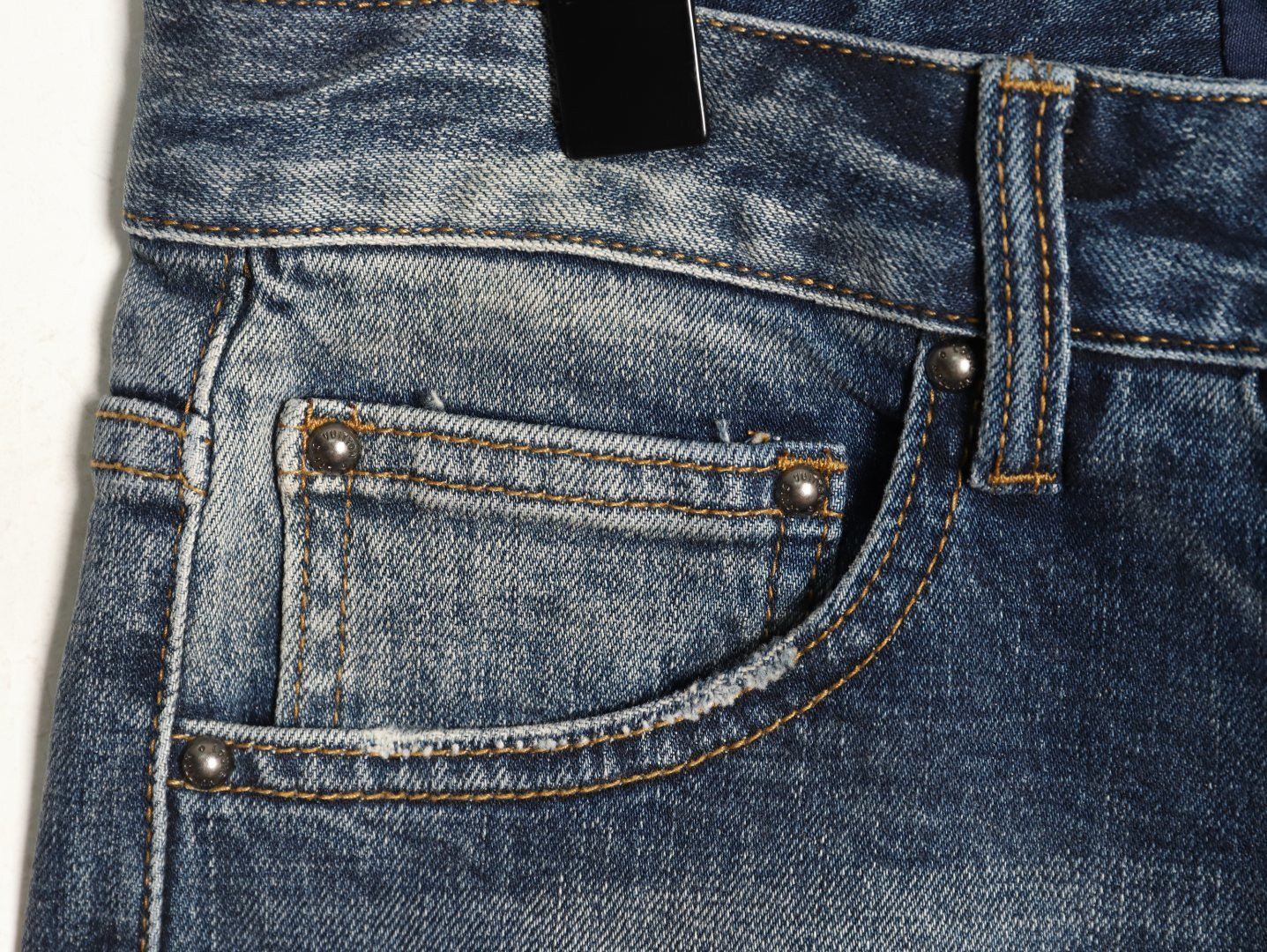 L0vis Vvtt0n Jeans