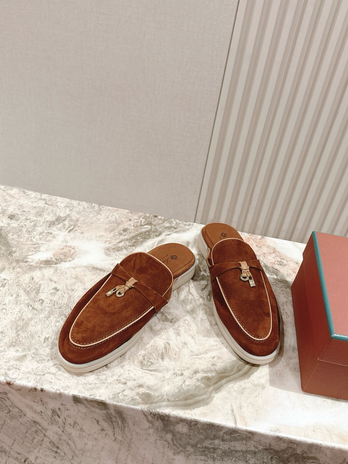 UA L0r0 P1ana Babouche Charms Walk Loafers