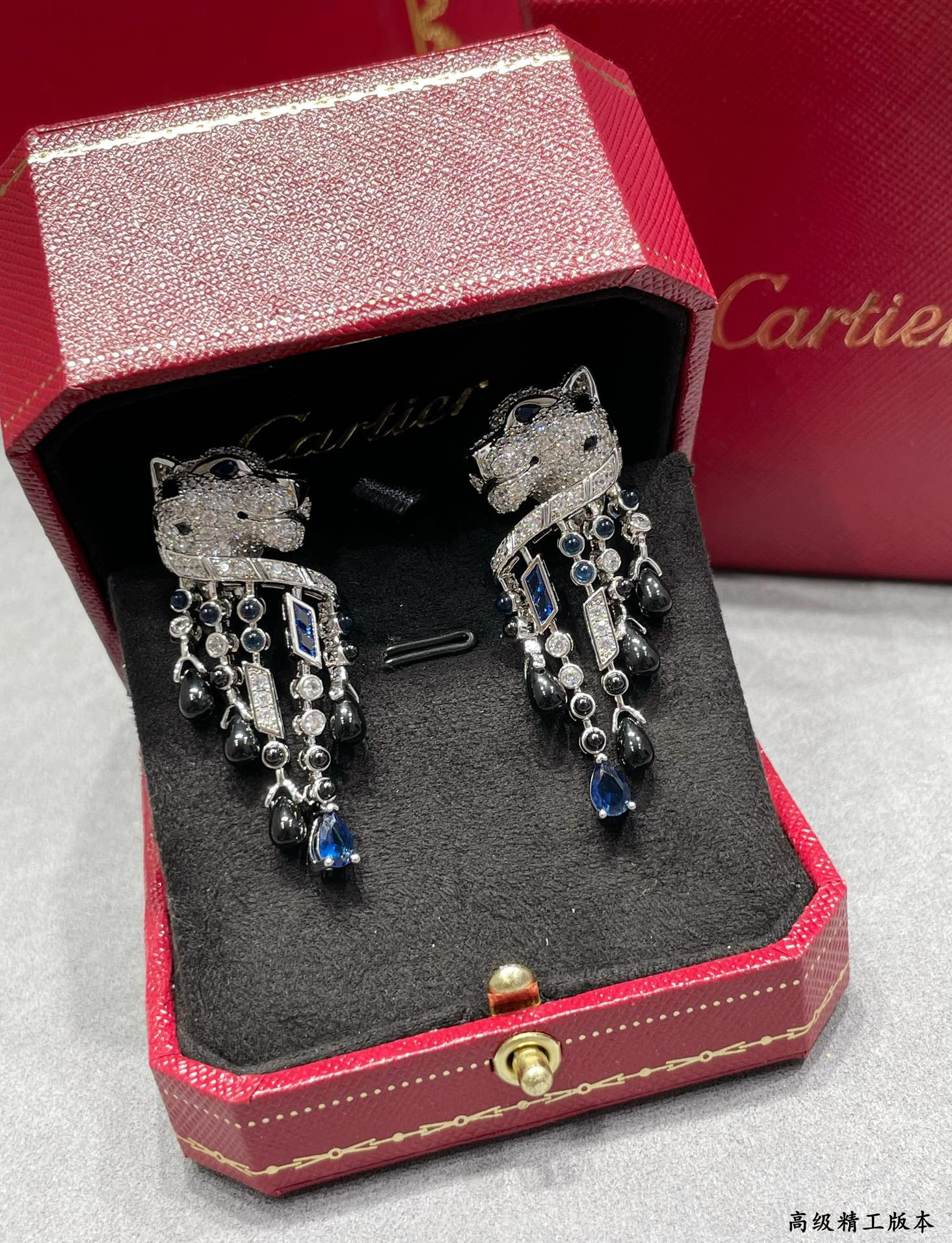 Ca*t1er Black Onyx Blue D1am0nd Leopard Earrings