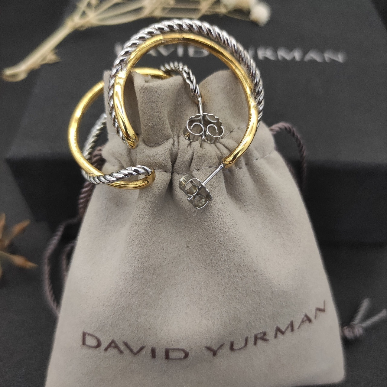 dau1d Yvrm*n cross twist earrings(inner diameter about 2.5cm)