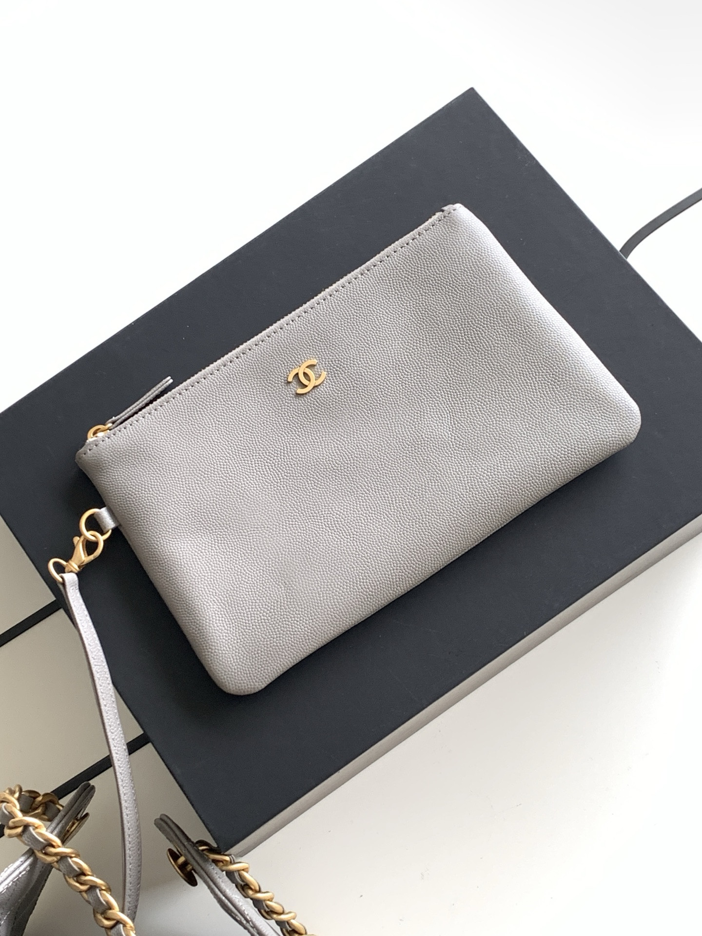 Ch**el 25c bucket bag 40x30x15cm