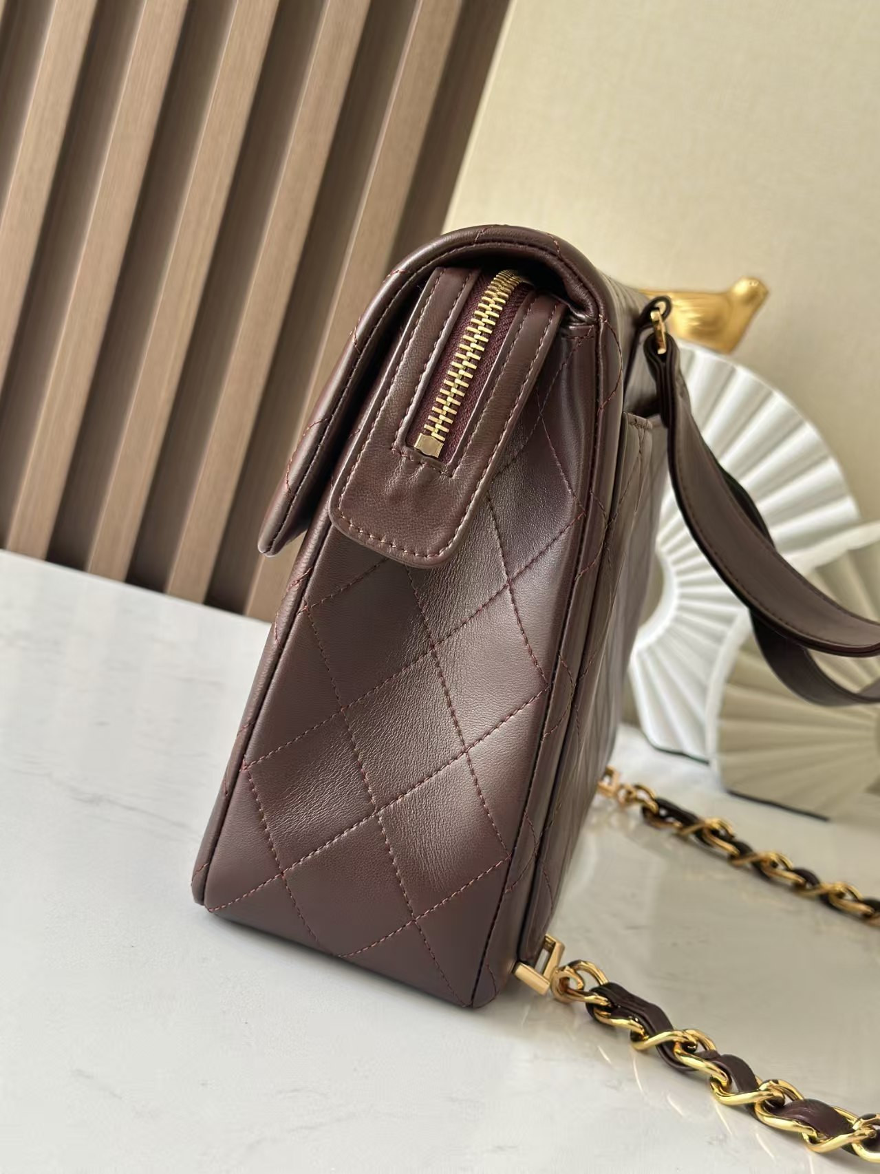 Ch**el flap backpack 30x21x8cm