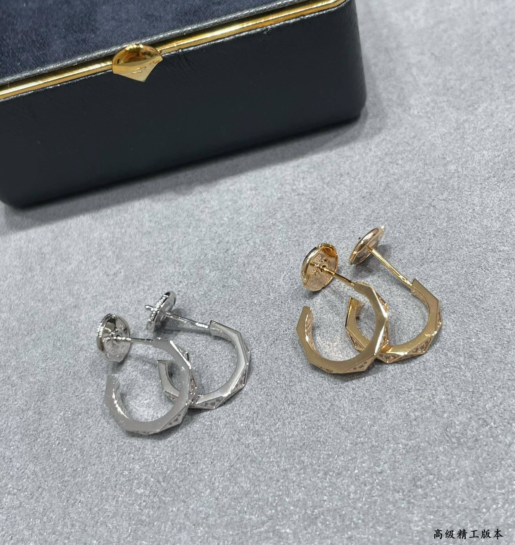 Graff D1am0nd-encrusted Rhombus Earrings