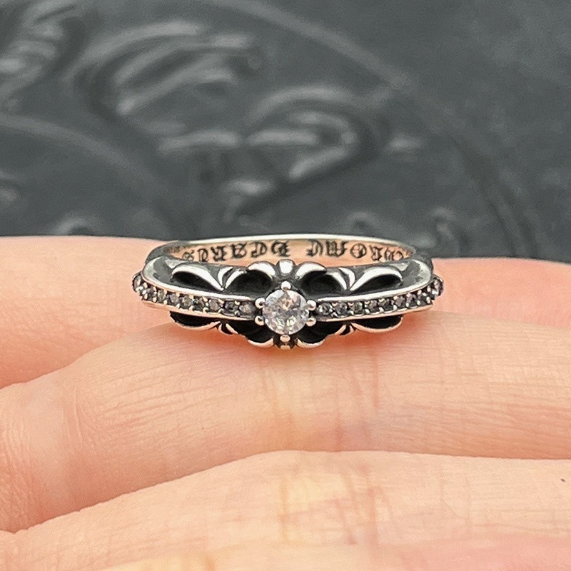 Ch*0me He**ts ring