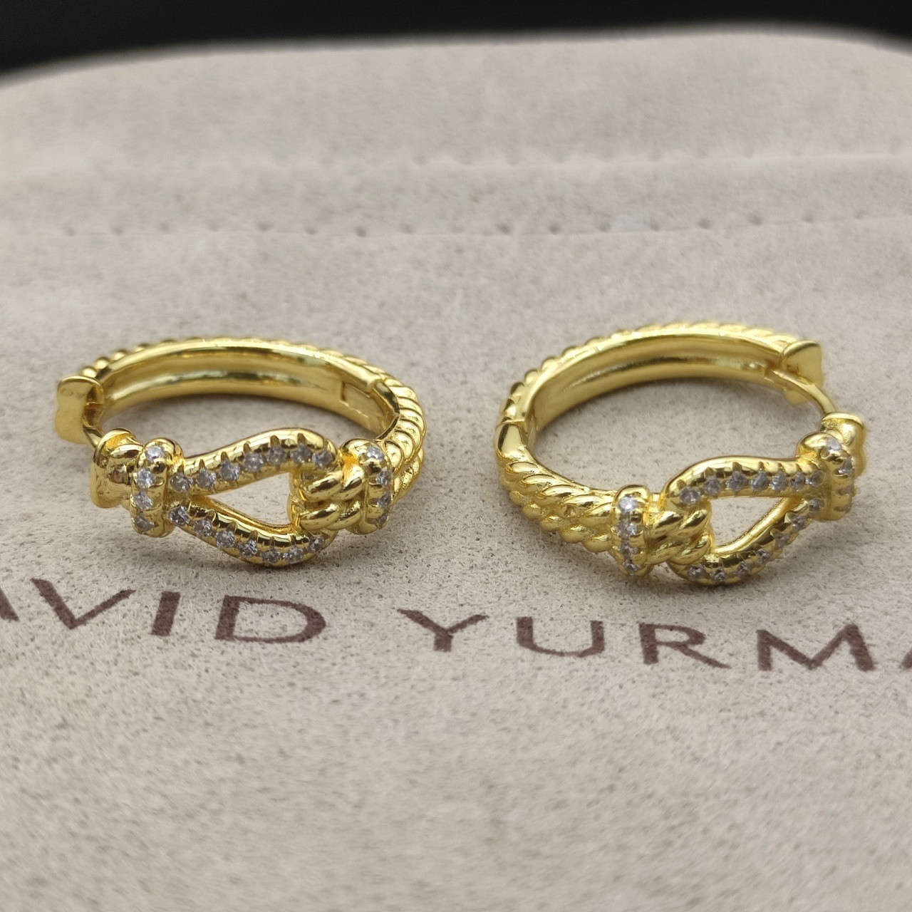 dau1d Yvrm*n earrings