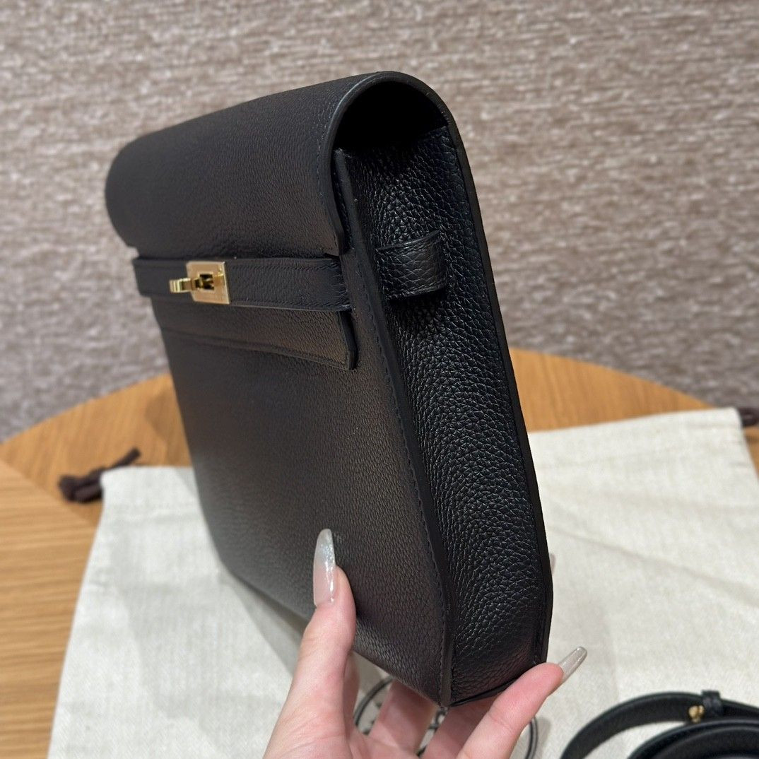 H**me5 Kelly Depeches Togo Black 25cm