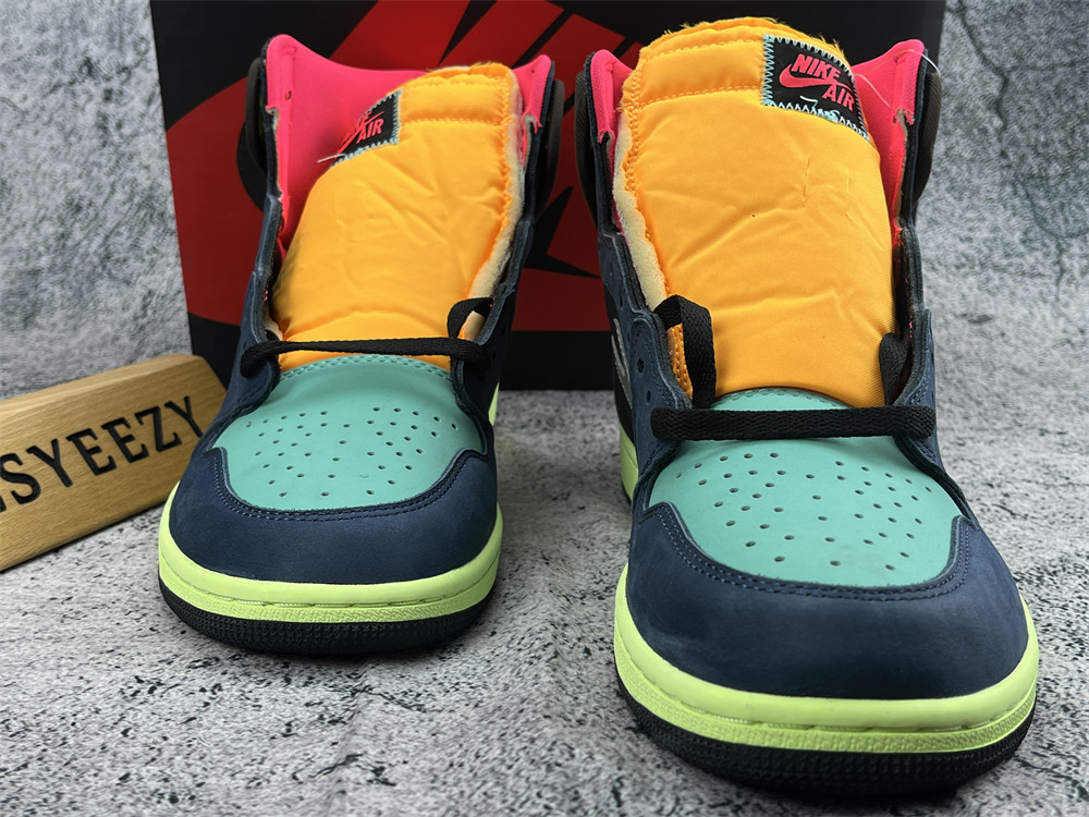 UA AIR JORDAN 1 RETRO HIGH 